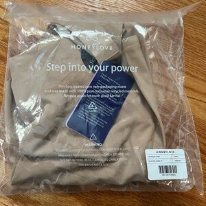 COPY - HoneyLove Liftwear Tank. Medium. NWT. Sturdy mesh fabric.